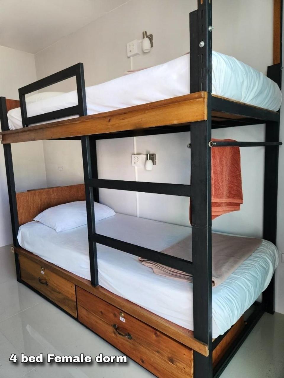 Theppahrak Hostel Khaolak Khao Lak Extérieur photo