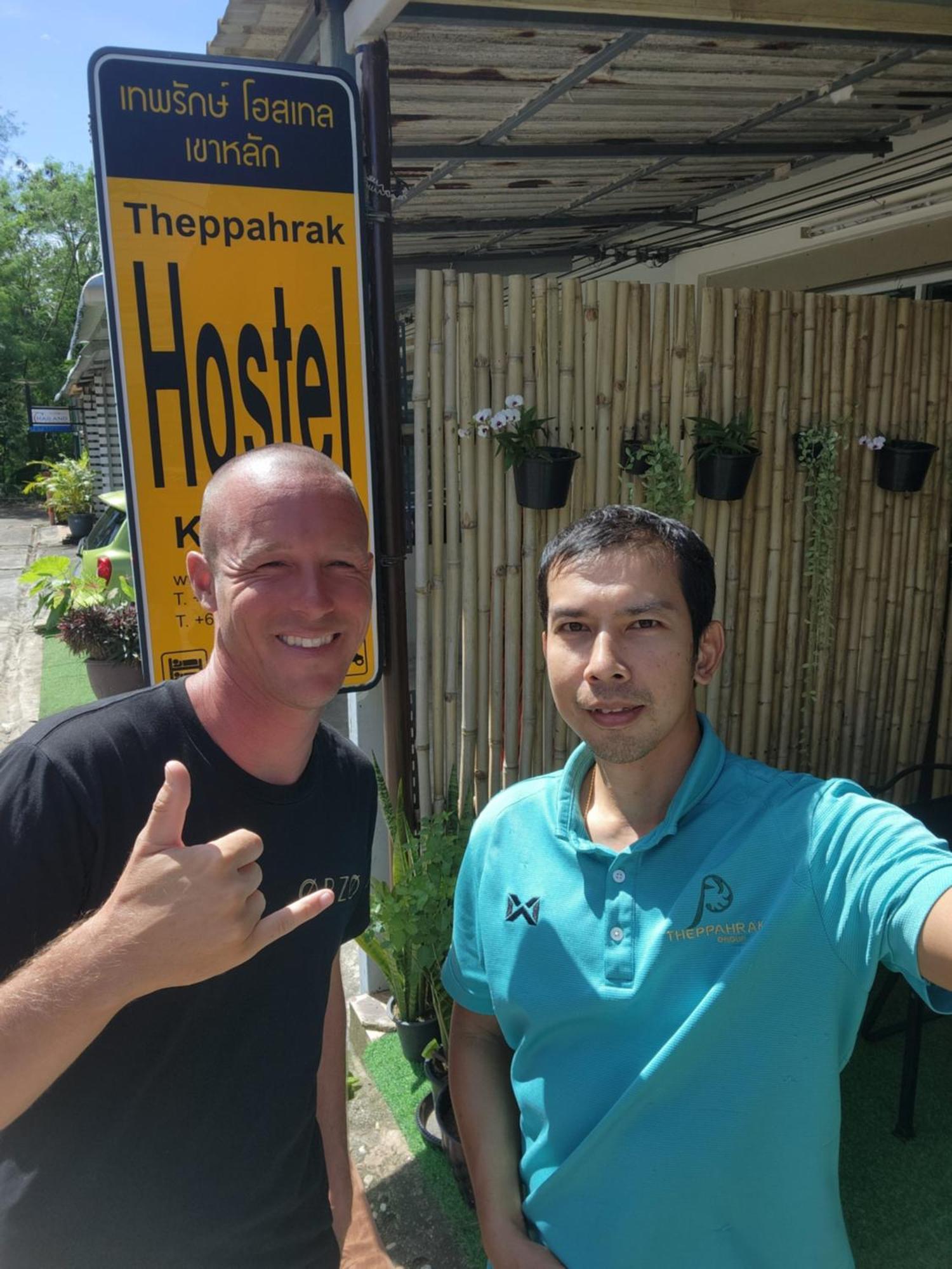 Theppahrak Hostel Khaolak Khao Lak Extérieur photo
